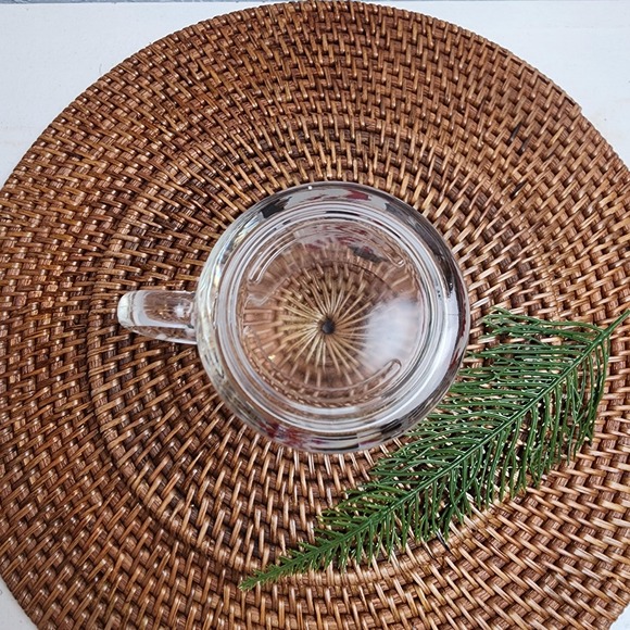 Pair of Luminarc Glass Snowman Mugs by Crate and Barrel, c. 1980, Cute Snowmen! - Picture 4 of 4